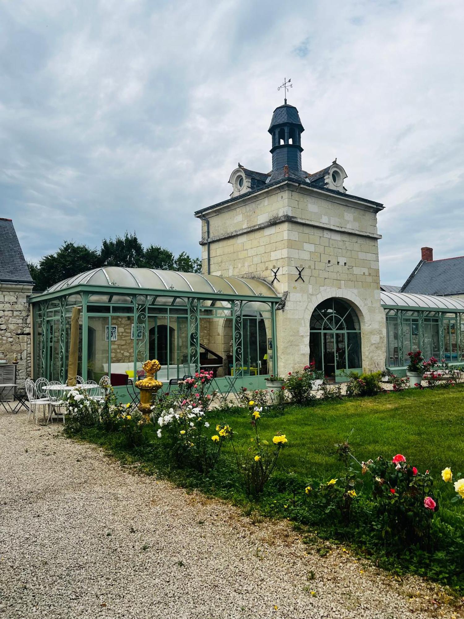 Chateau De La Thibaudiere Bois Savary - Chambre Familiale Du Roi Allonnes  エクステリア 写真